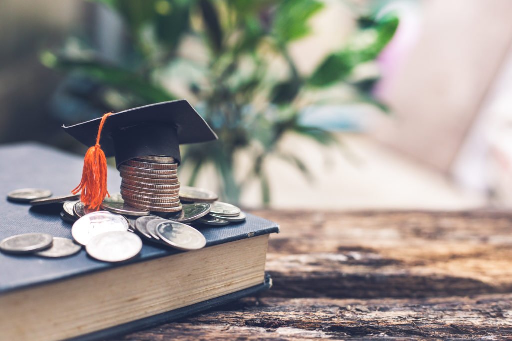 Unlock Your Education:  State-Specific Scholarships - Your Path to Financial Freedom